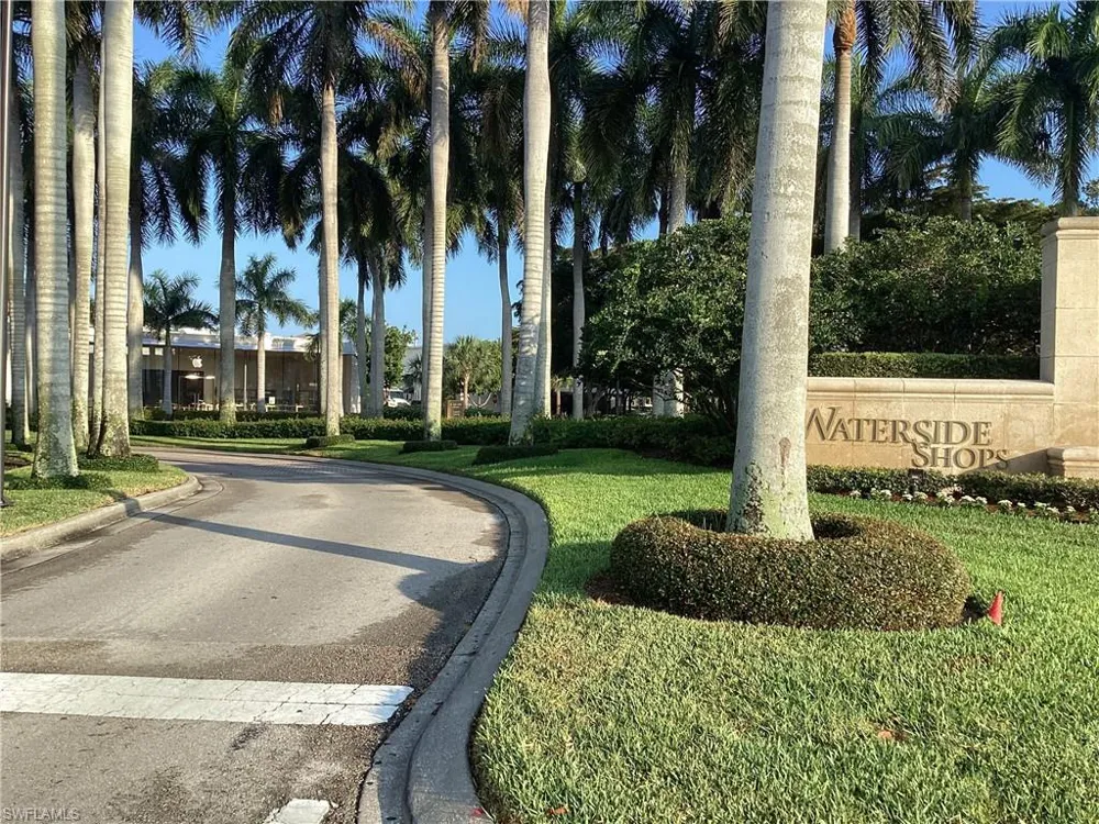6573 Marissa Loop #202 Naples, FL 34108