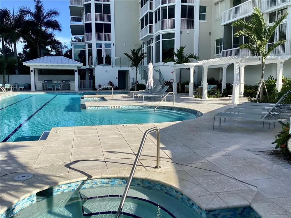 6573 Marissa Loop #202 Naples, FL 34108