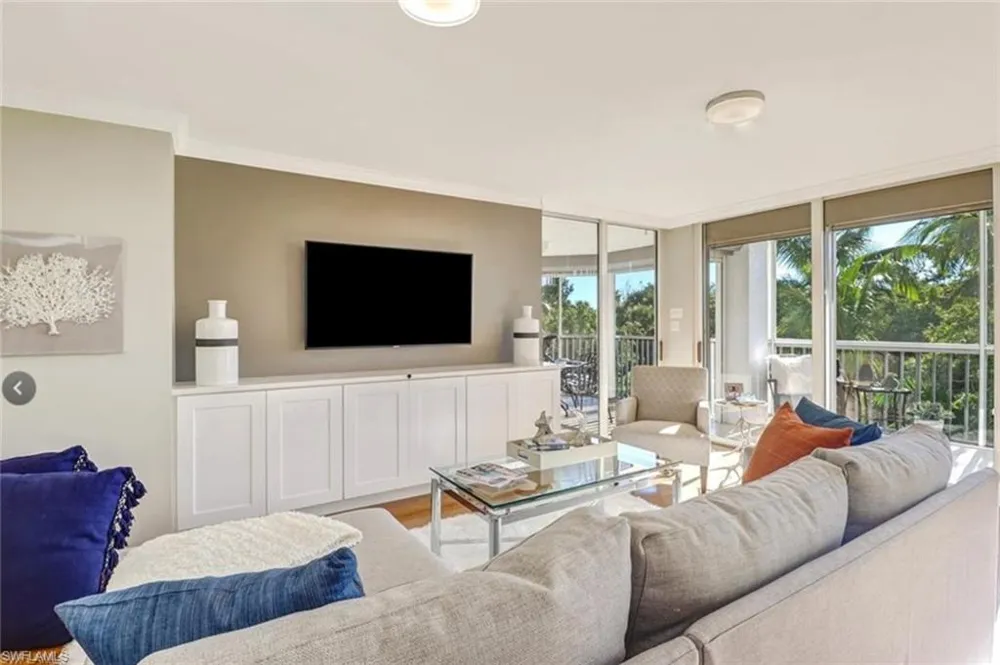 6573 Marissa Loop #202 Naples, FL 34108