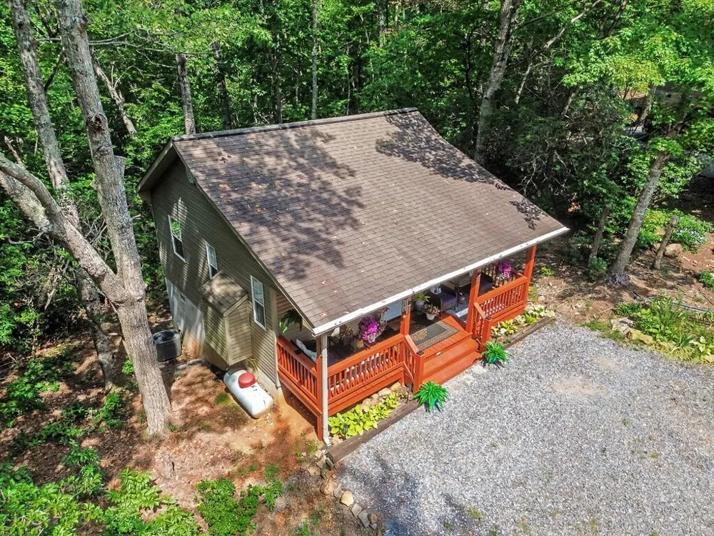 1191 Old Forge Estates Hiawassee, GA 30546