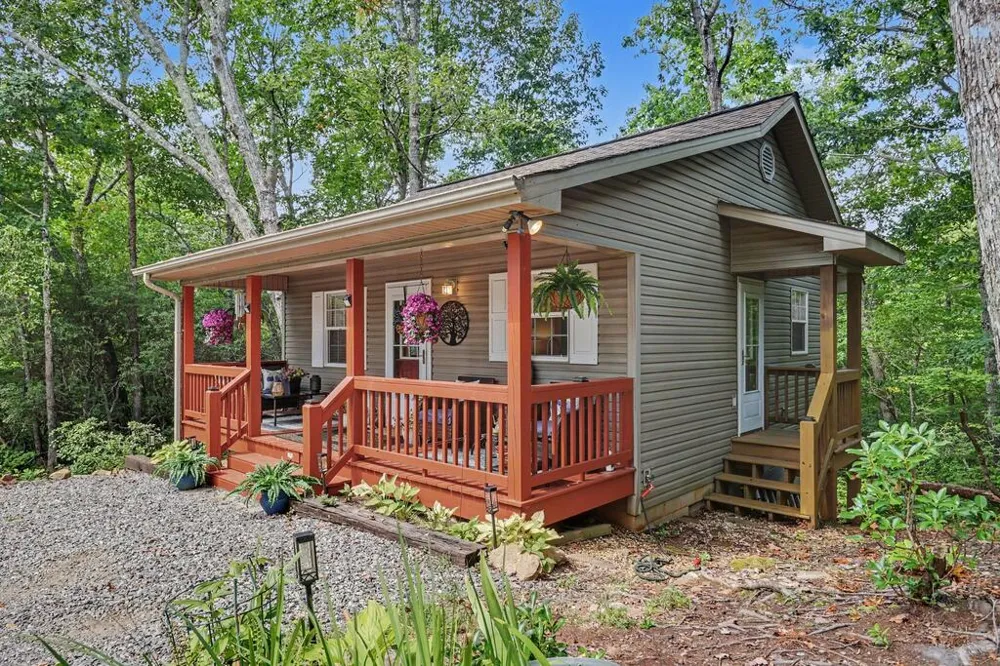 1191 Old Forge Estates Hiawassee, GA 30546