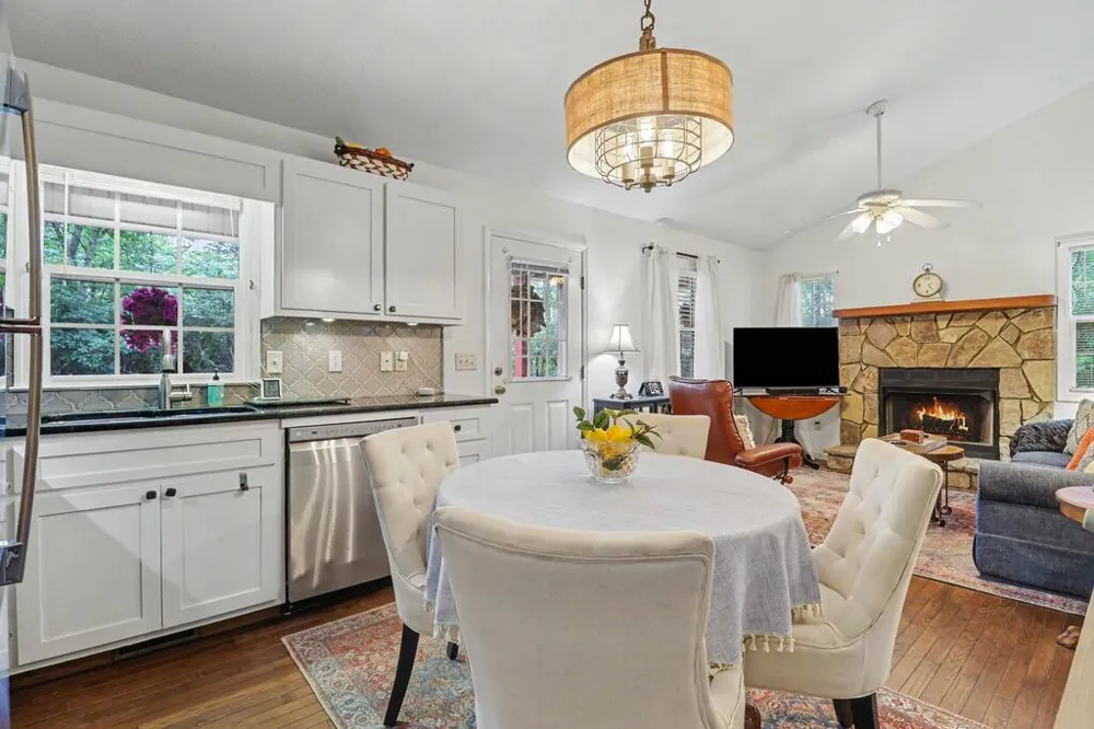 1191 Old Forge Estates Hiawassee, GA 30546