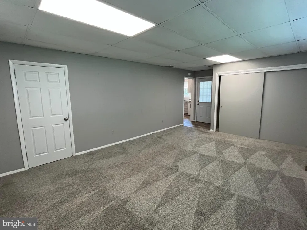 23 PAUL ROAD Maple Shade, NJ 08052