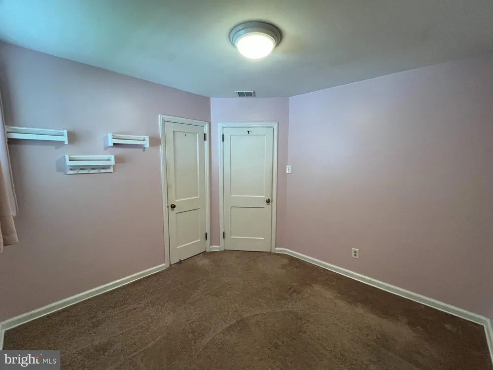 23 PAUL ROAD Maple Shade, NJ 08052