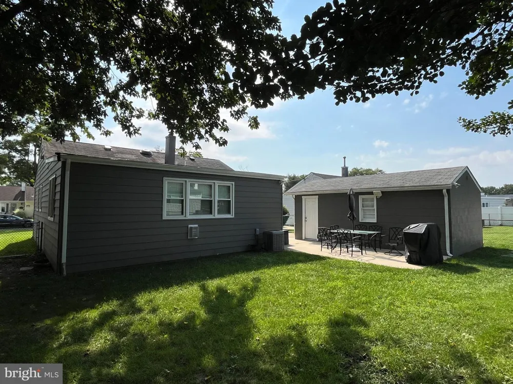 23 PAUL ROAD Maple Shade, NJ 08052