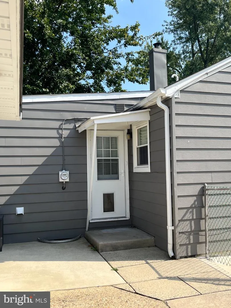 23 PAUL ROAD Maple Shade, NJ 08052