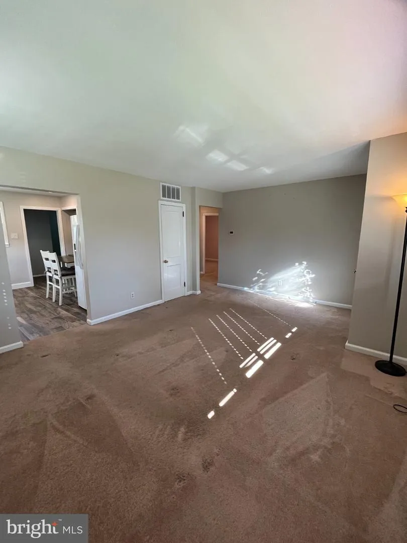 23 PAUL ROAD Maple Shade, NJ 08052