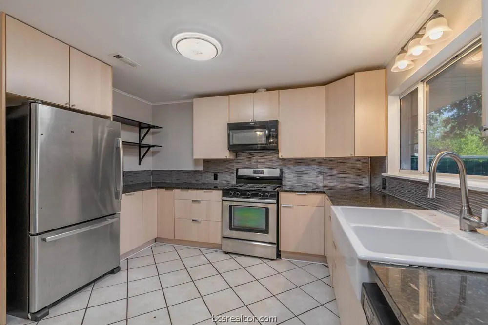 510 Olive Street Bryan, TX 77801
