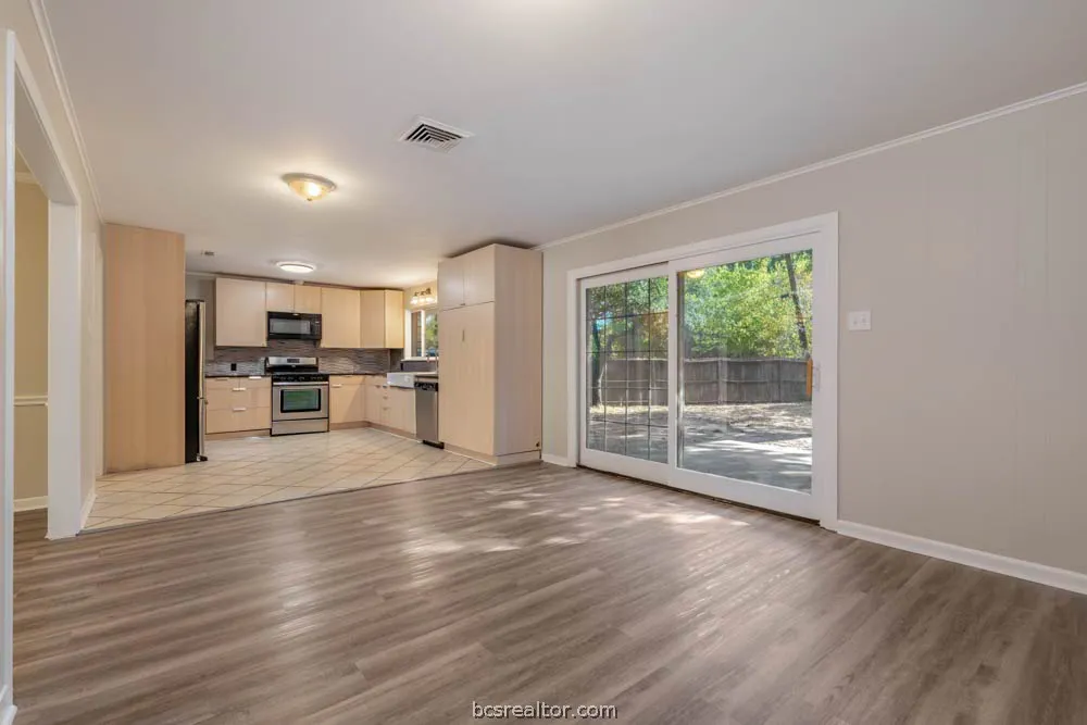 510 Olive Street Bryan, TX 77801