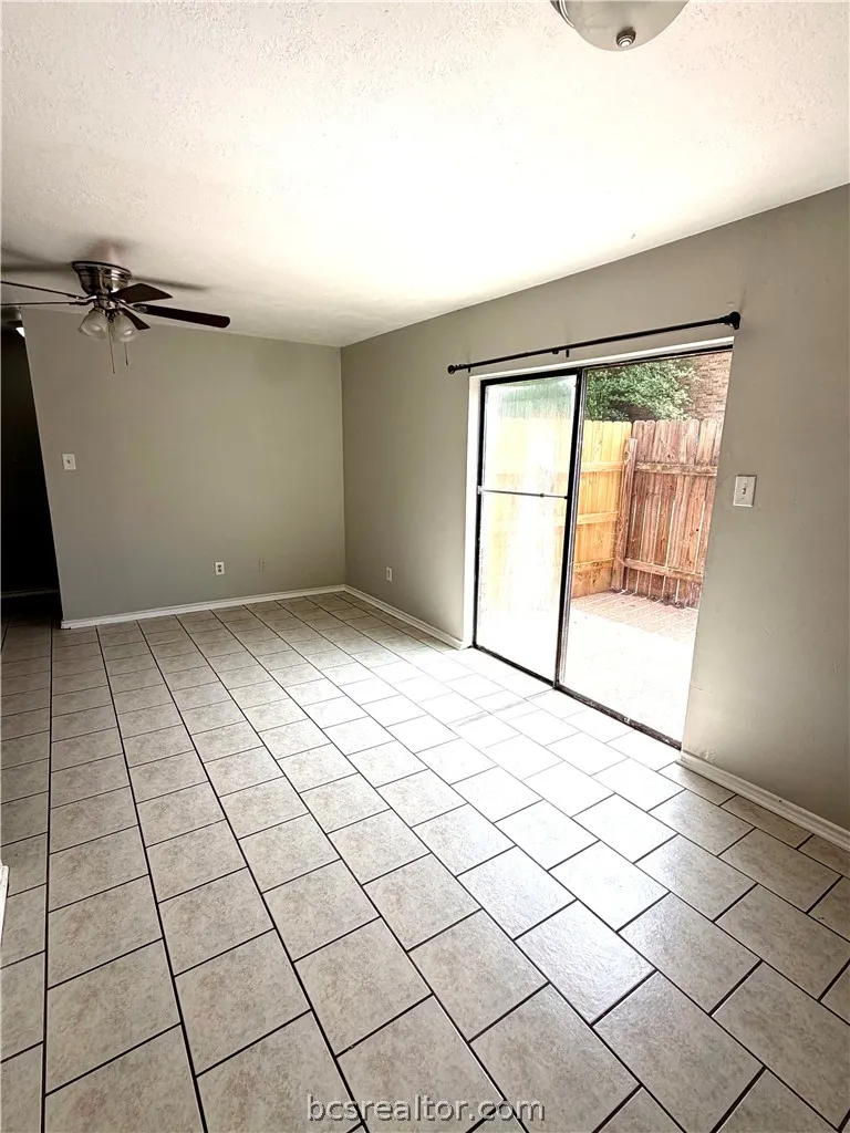 2406 Blanco Drive #D College Station, TX 77845