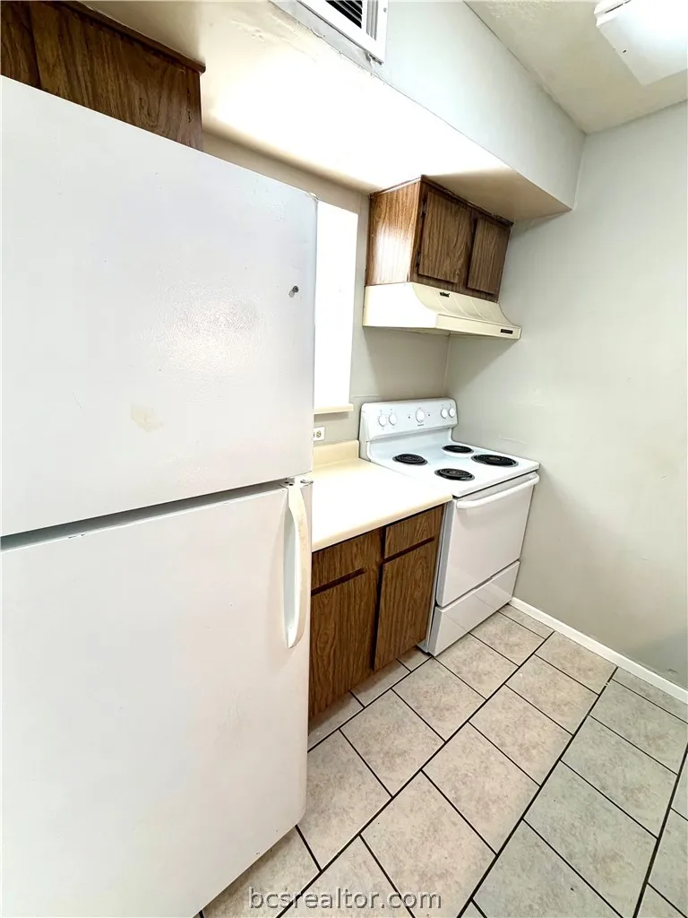 2406 Blanco Drive #D College Station, TX 77845