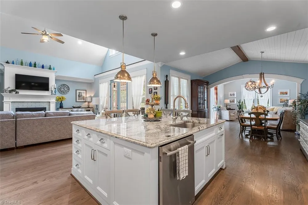 5405 Briardenn Court Summerfield, NC 27358