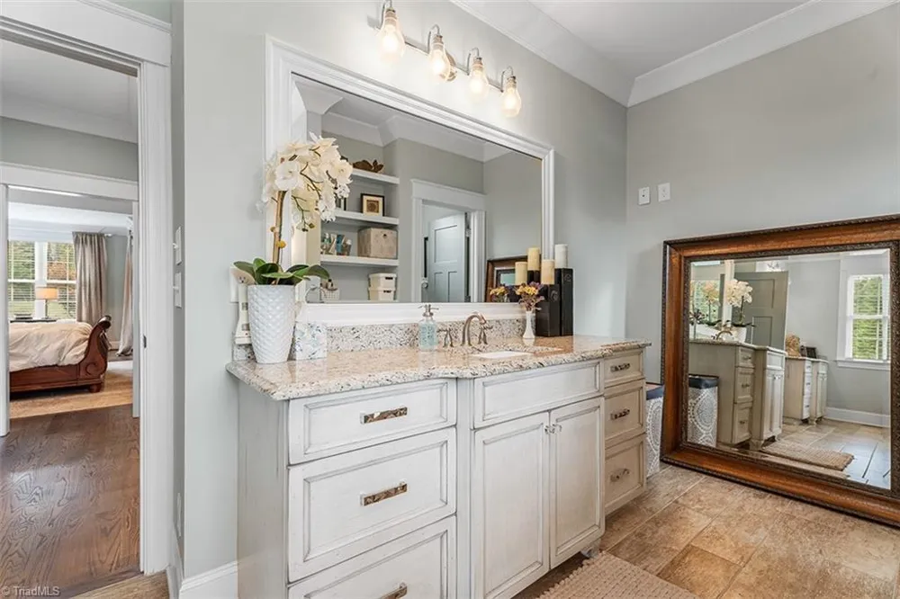 5405 Briardenn Court Summerfield, NC 27358