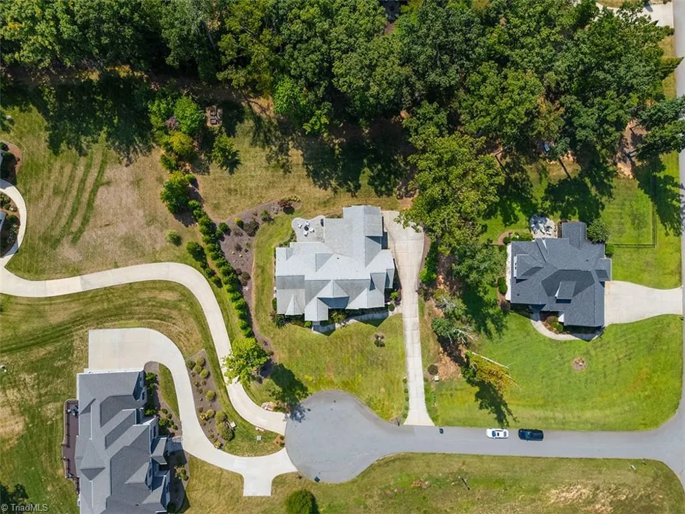 5405 Briardenn Court Summerfield, NC 27358