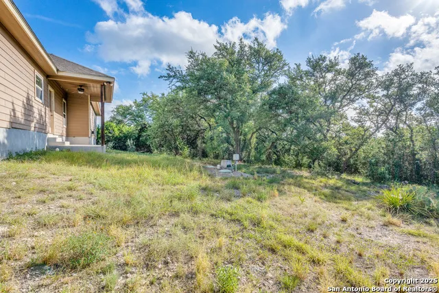 1131 ROCKY RIDGE LOOP Canyon Lake, TX 78133