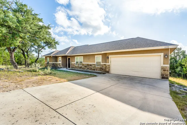 1131 ROCKY RIDGE LOOP Canyon Lake, TX 78133