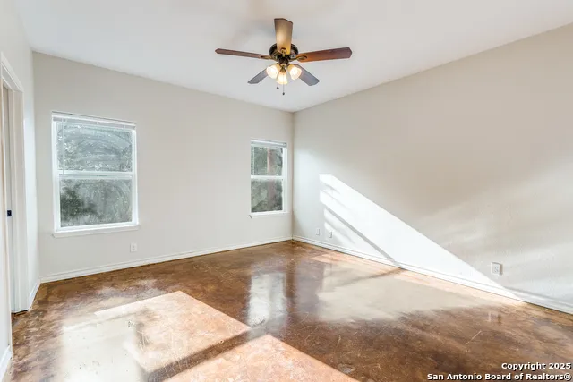 1131 ROCKY RIDGE LOOP Canyon Lake, TX 78133