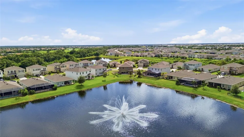 17656 CANTARINA COVE Bradenton, FL 34211