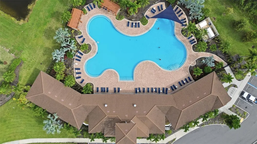 17656 CANTARINA COVE Bradenton, FL 34211