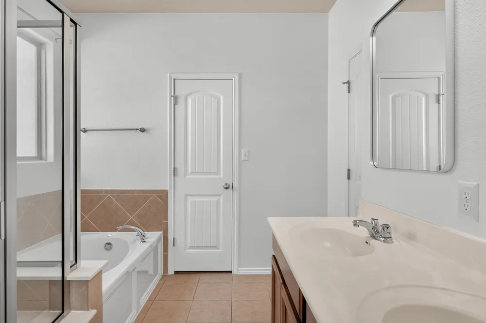 2627 Garlic Creek Drive Buda, TX 78610