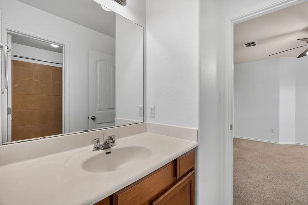 2627 Garlic Creek Drive Buda, TX 78610