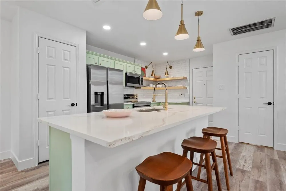 14 Yarrow Court The Woodlands, TX 77382