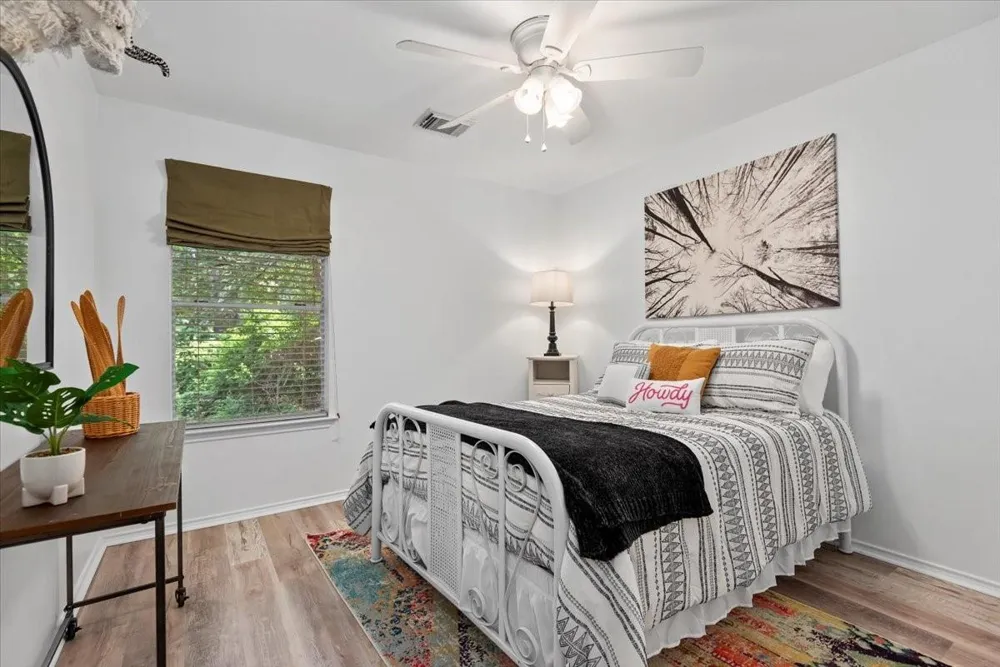 14 Yarrow Court The Woodlands, TX 77382