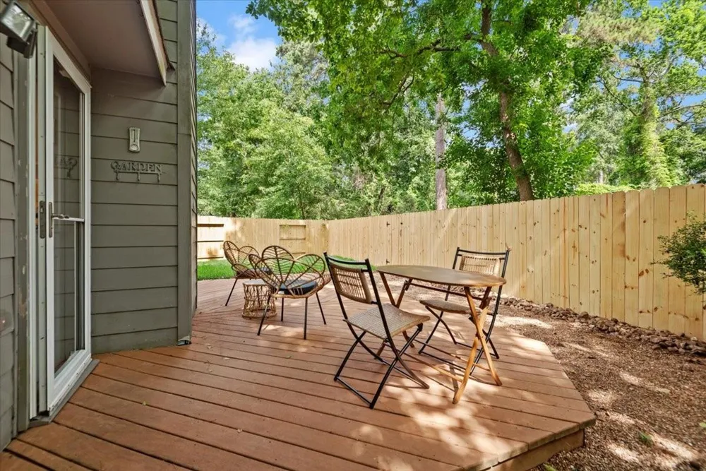 14 Yarrow Court The Woodlands, TX 77382