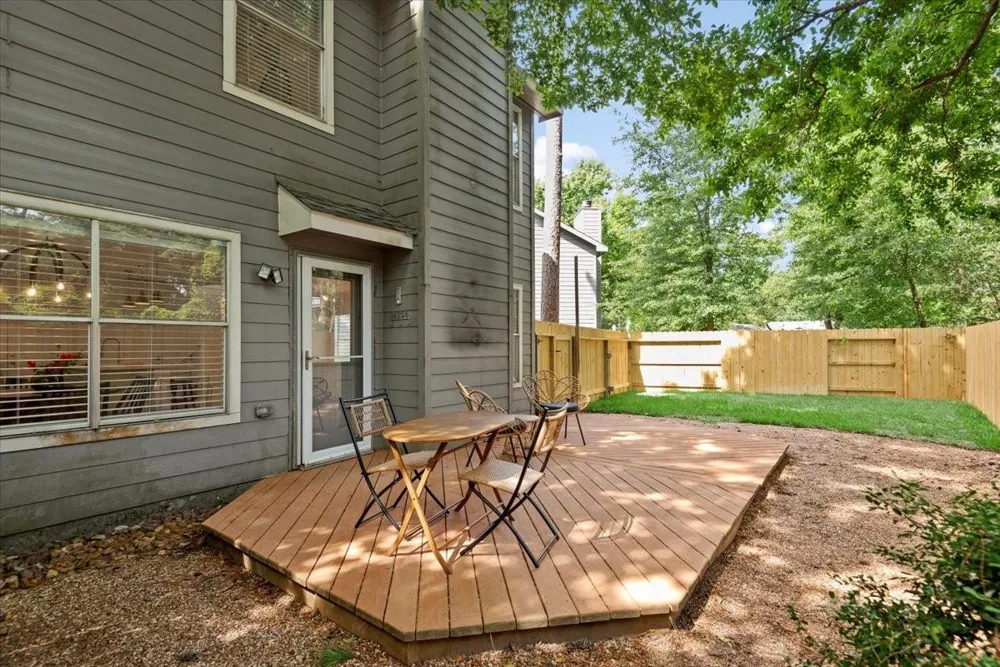 14 Yarrow Court The Woodlands, TX 77382