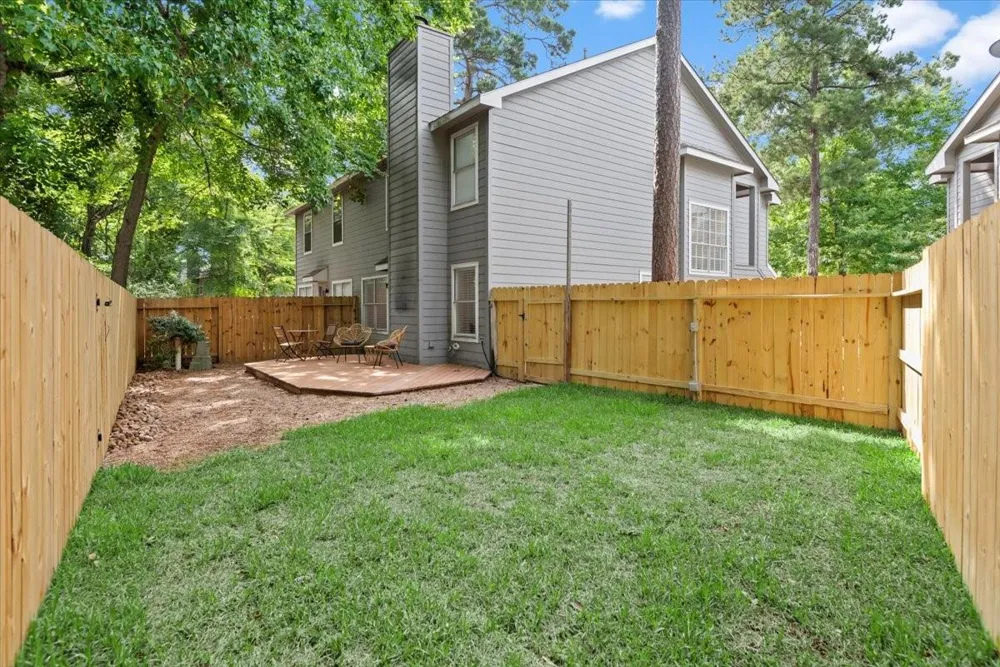 14 Yarrow Court The Woodlands, TX 77382