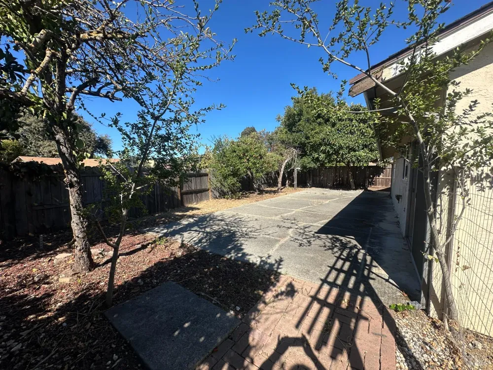 484 Basalt Drive Vallejo, CA 94589