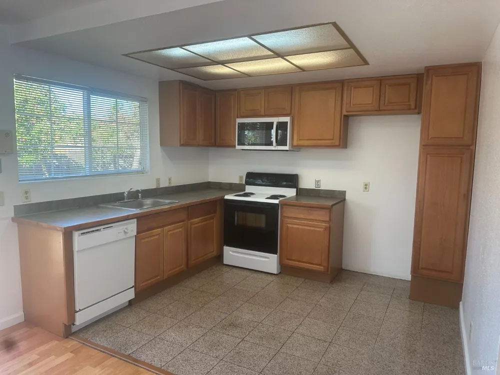 484 Basalt Drive Vallejo, CA 94589
