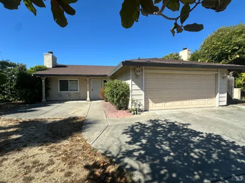 484 Basalt Drive