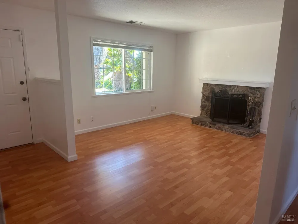 484 Basalt Drive Vallejo, CA 94589