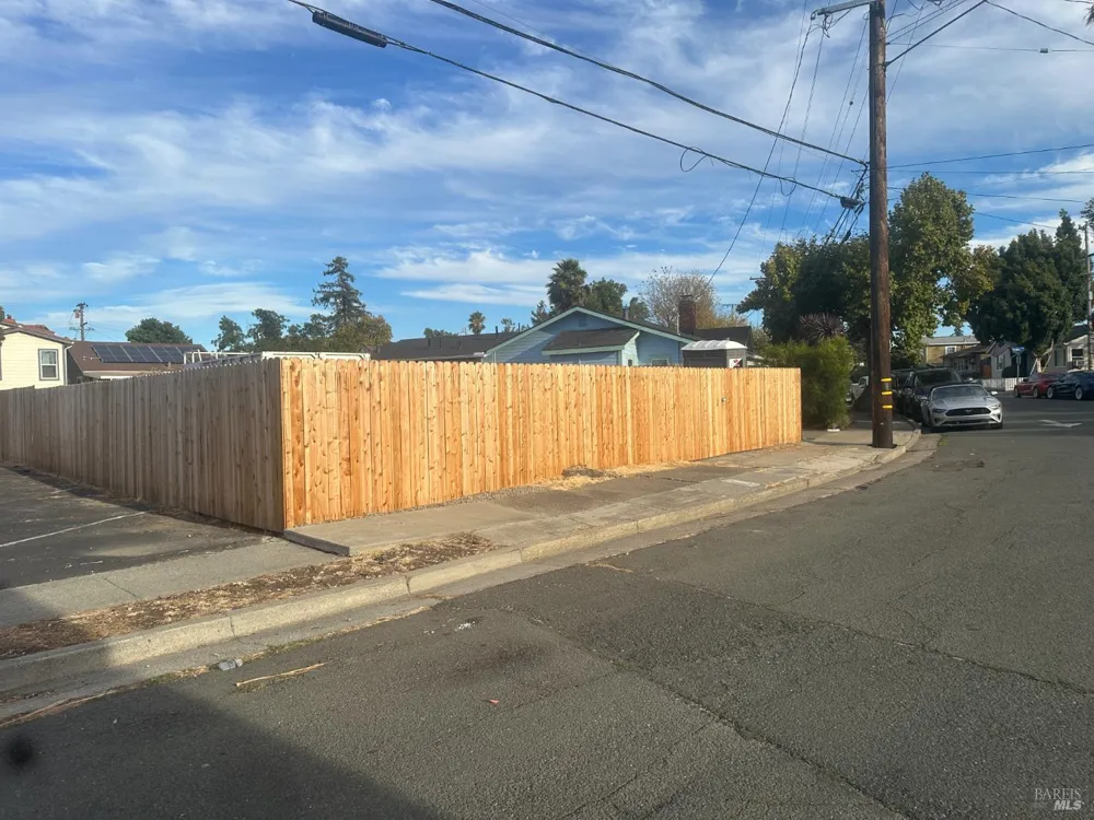 24 Tuolumne Street Vallejo, CA 94590