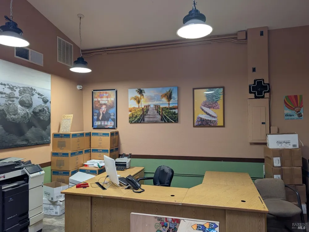 2550 Oak Street Napa, CA 94559