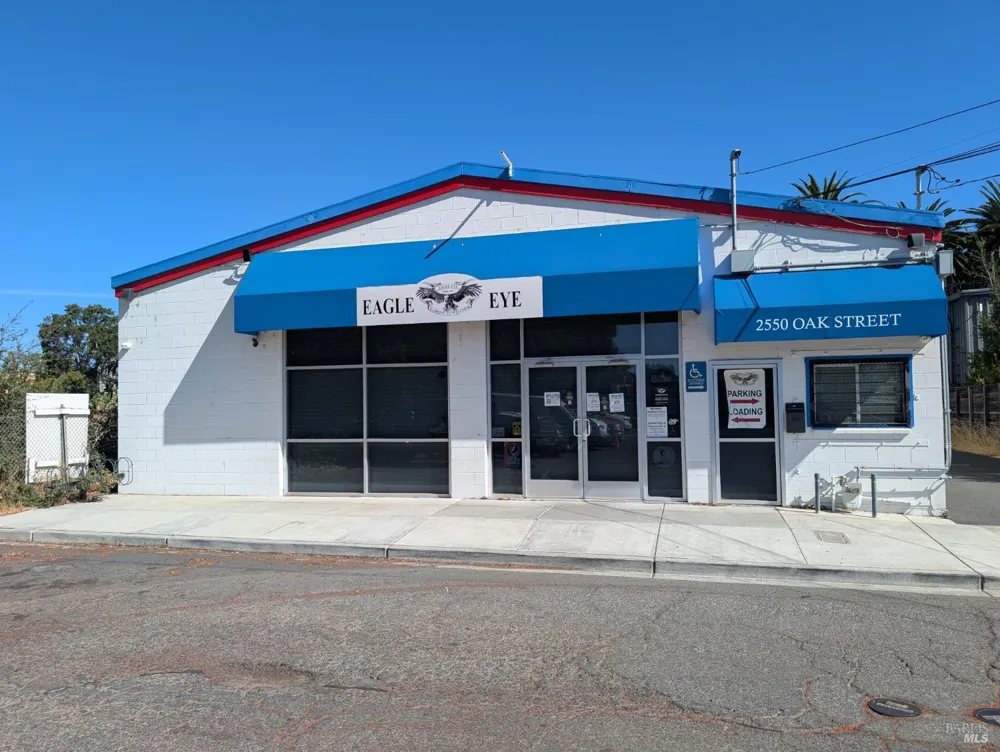 2550 Oak Street Napa, CA 94559