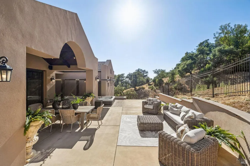 3714 Autumn Glen Court Santa Rosa, CA 95403