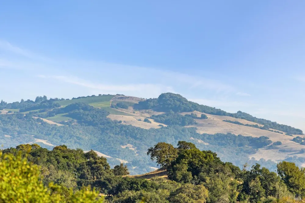 3714 Autumn Glen Court Santa Rosa, CA 95403