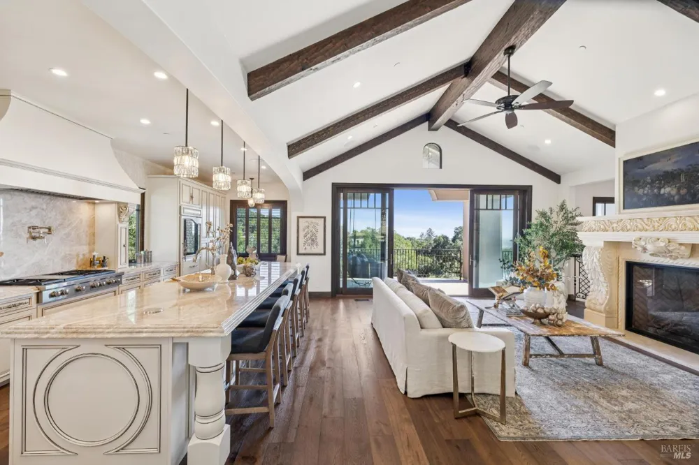 3714 Autumn Glen Court Santa Rosa, CA 95403
