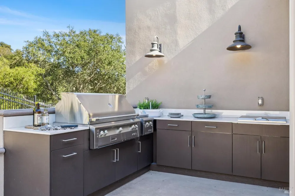 3714 Autumn Glen Court Santa Rosa, CA 95403