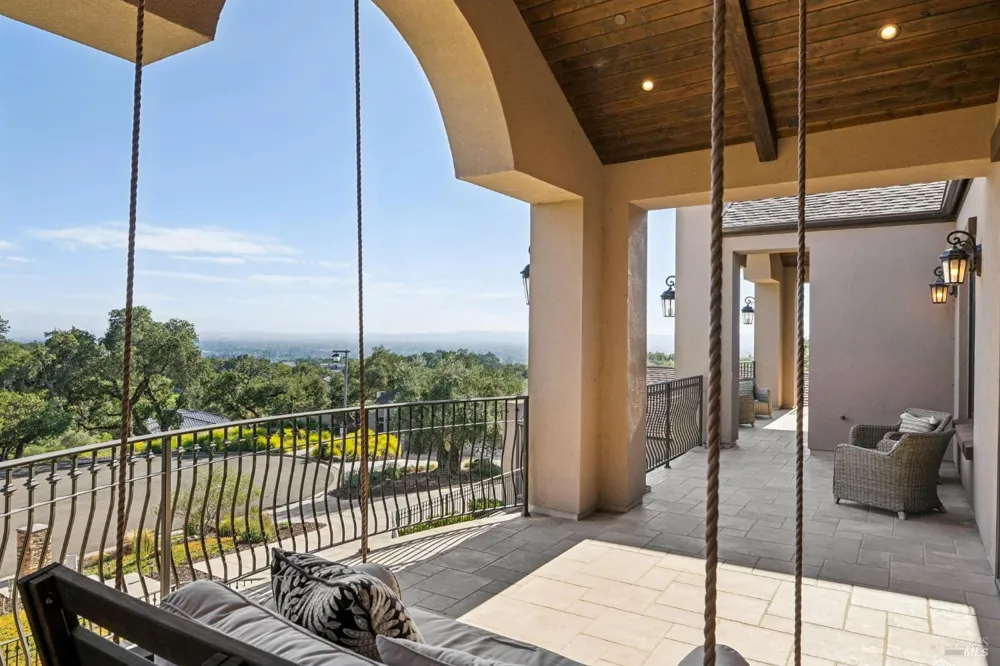 3714 Autumn Glen Court Santa Rosa, CA 95403