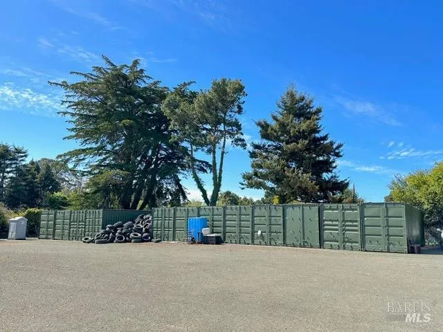32940 Collins Lane Fort Bragg, CA 95437