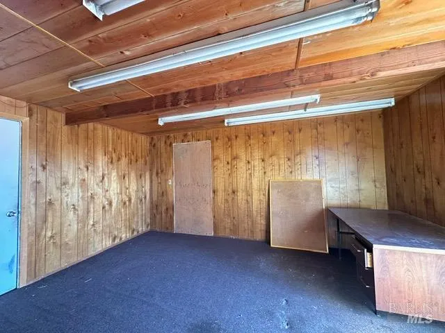 32940 Collins Lane Fort Bragg, CA 95437