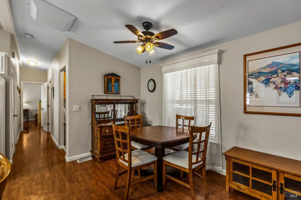 415 Oak Drive Napa, CA 94558