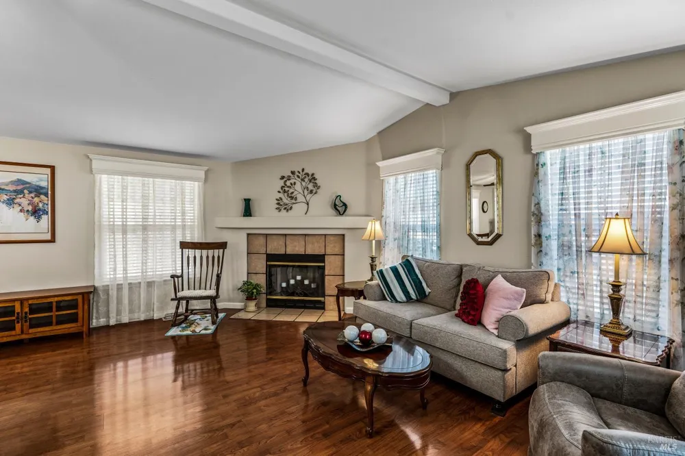 415 Oak Drive Napa, CA 94558