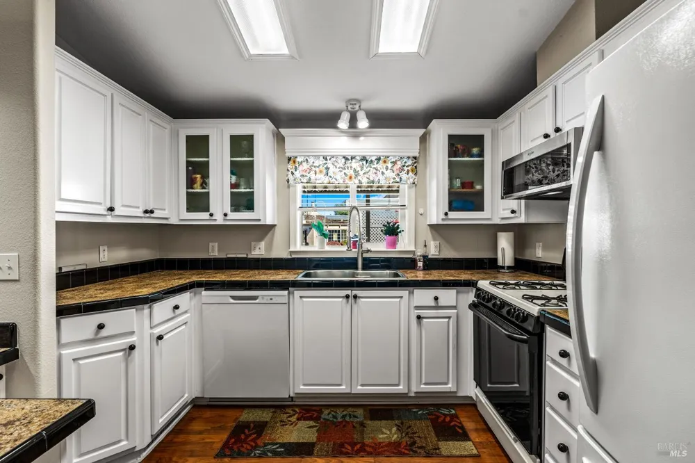 415 Oak Drive Napa, CA 94558