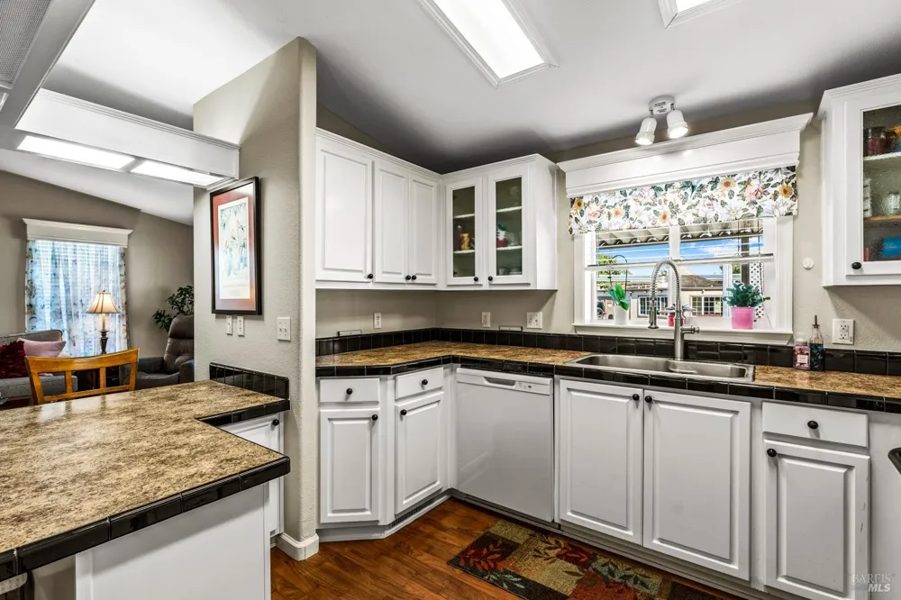 415 Oak Drive Napa, CA 94558