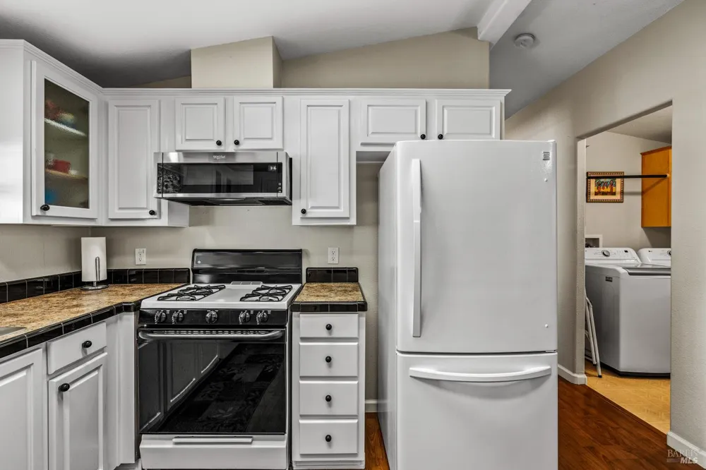 415 Oak Drive Napa, CA 94558
