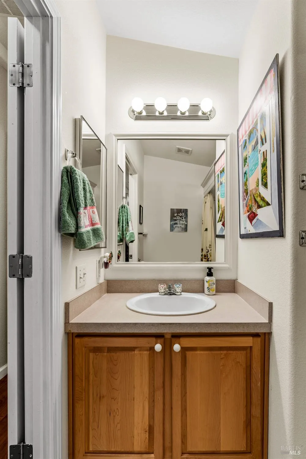 415 Oak Drive Napa, CA 94558